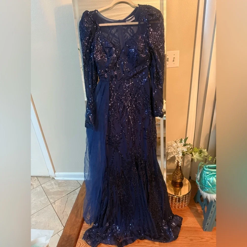 Fairesty  Evening Gown - Picture 7 of 11